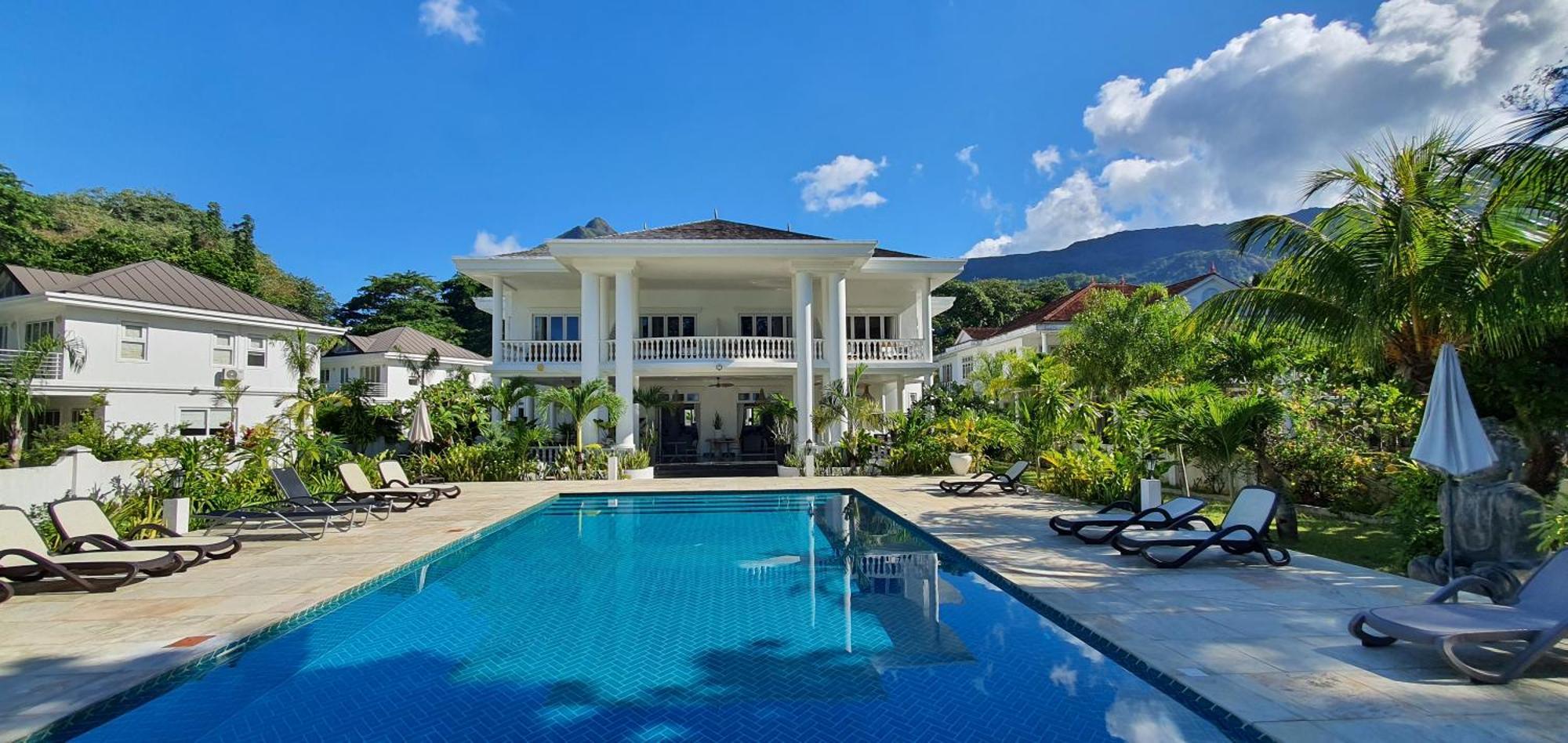 Las Brisas Villa - Chateau Elysium Beau Vallon  Εξωτερικό φωτογραφία
