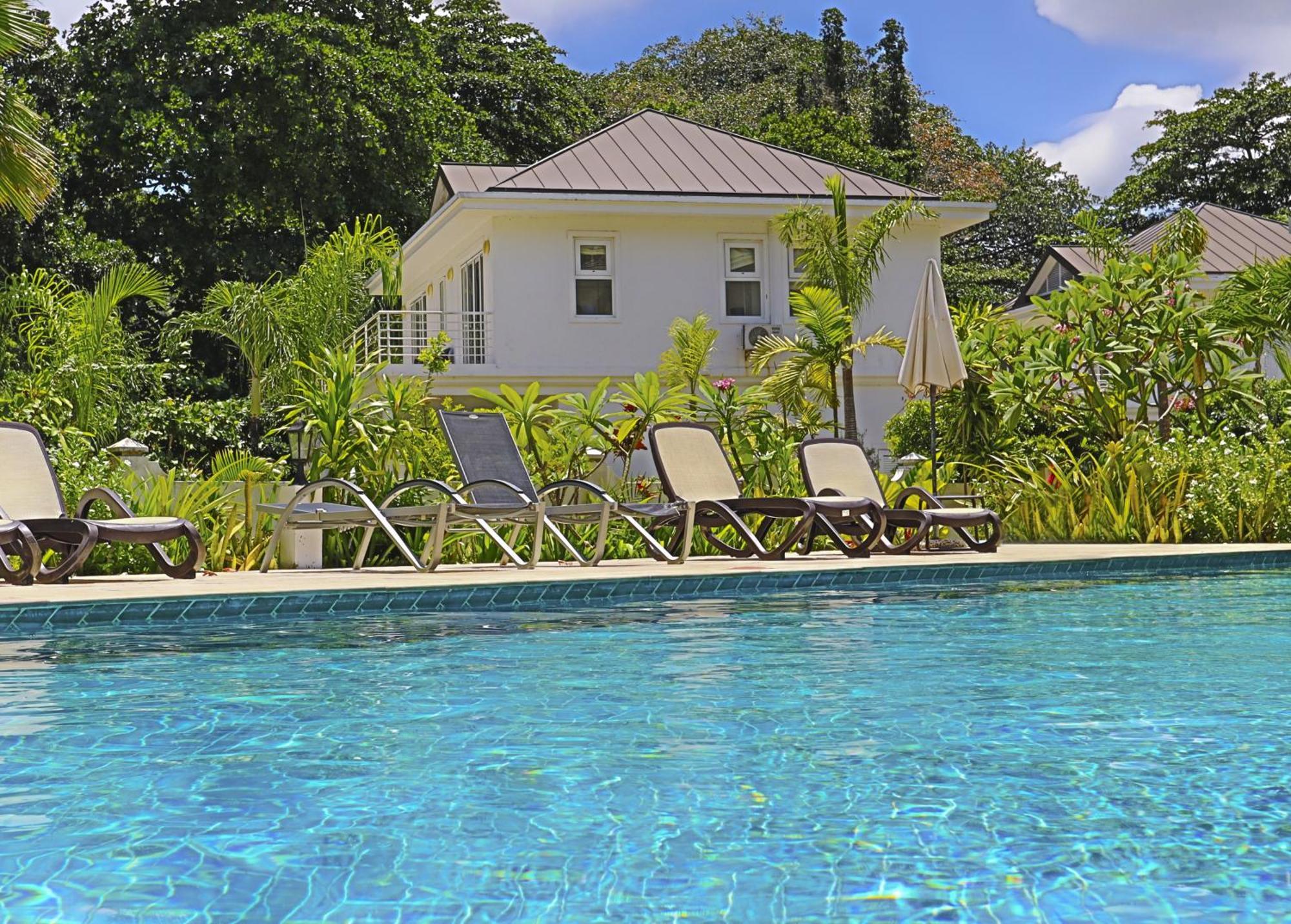 Las Brisas Villa - Chateau Elysium Beau Vallon  Εξωτερικό φωτογραφία