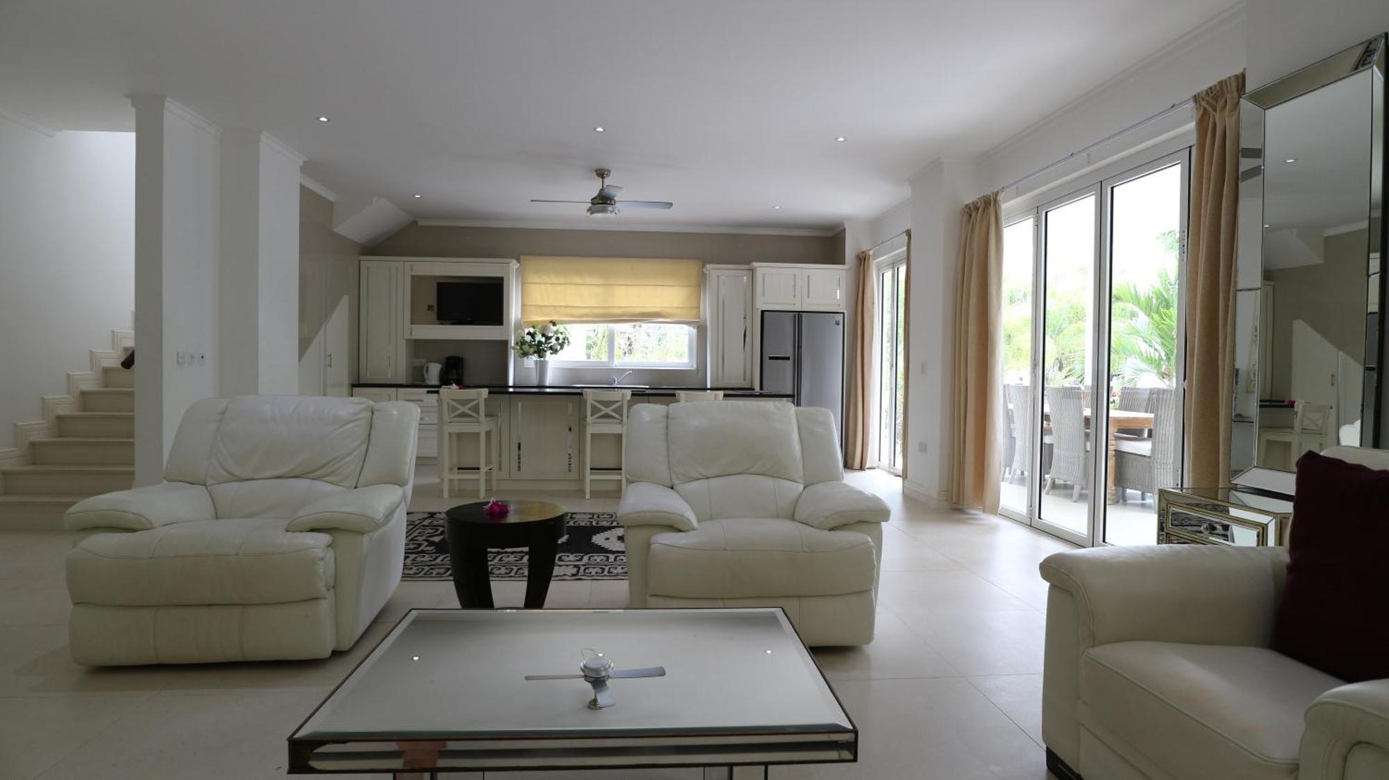 Las Brisas Villa - Chateau Elysium Beau Vallon  Εξωτερικό φωτογραφία
