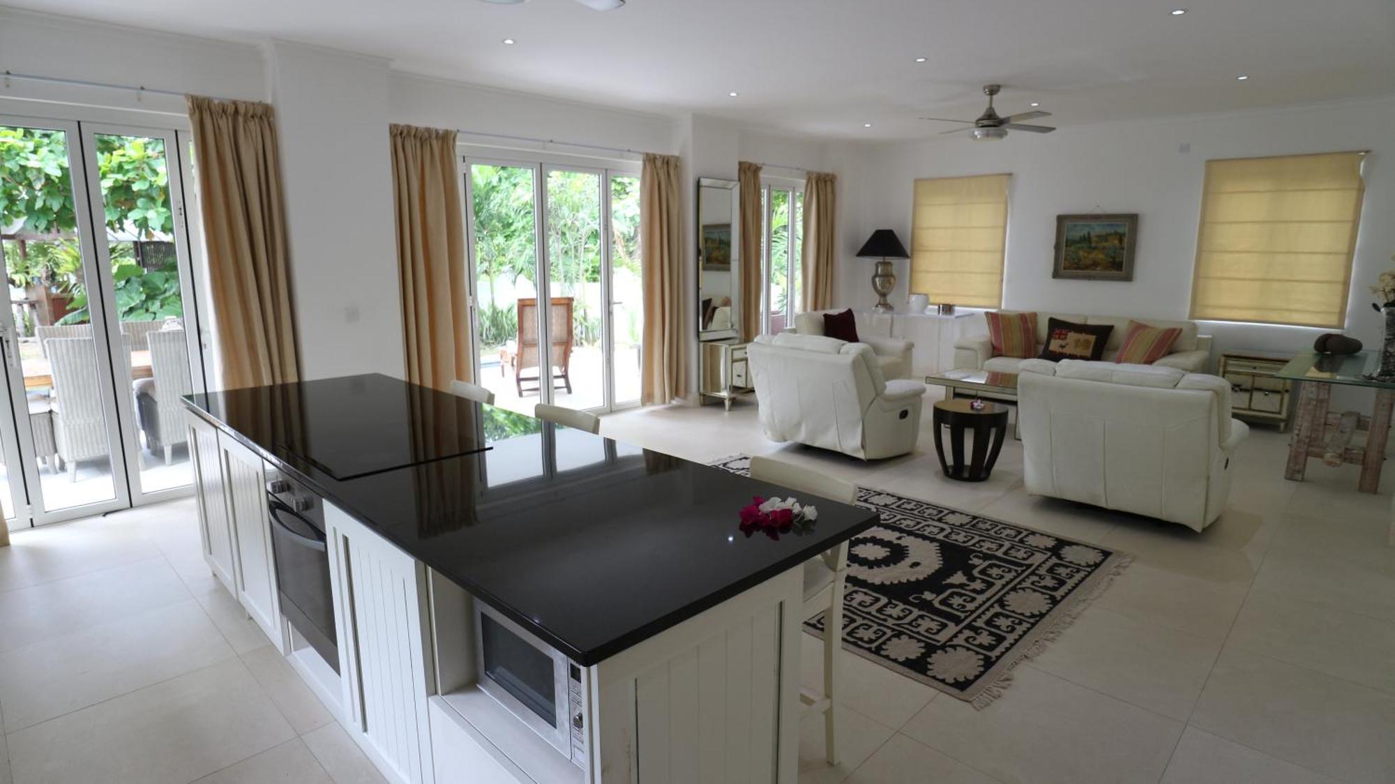 Las Brisas Villa - Chateau Elysium Beau Vallon  Εξωτερικό φωτογραφία