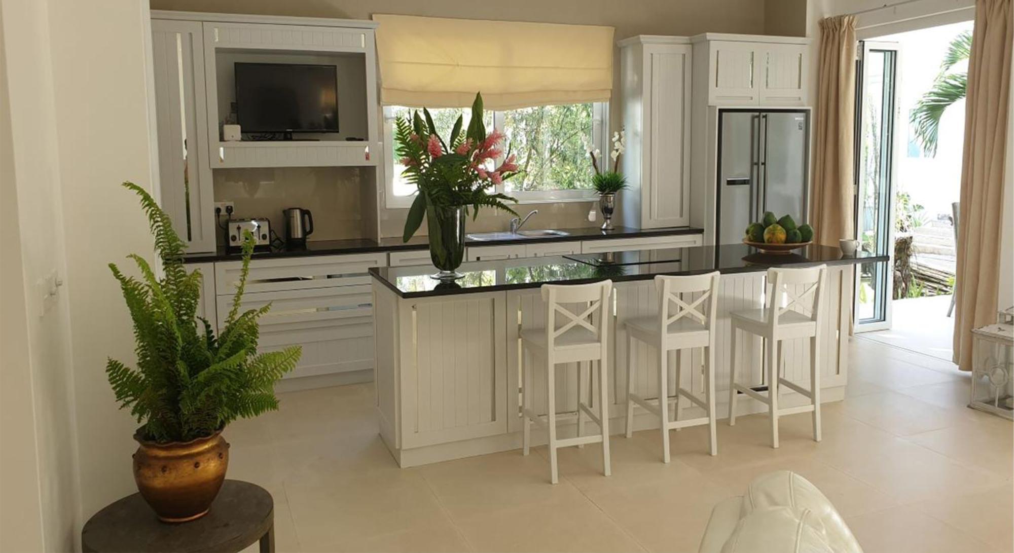 Las Brisas Villa - Chateau Elysium Beau Vallon  Εξωτερικό φωτογραφία